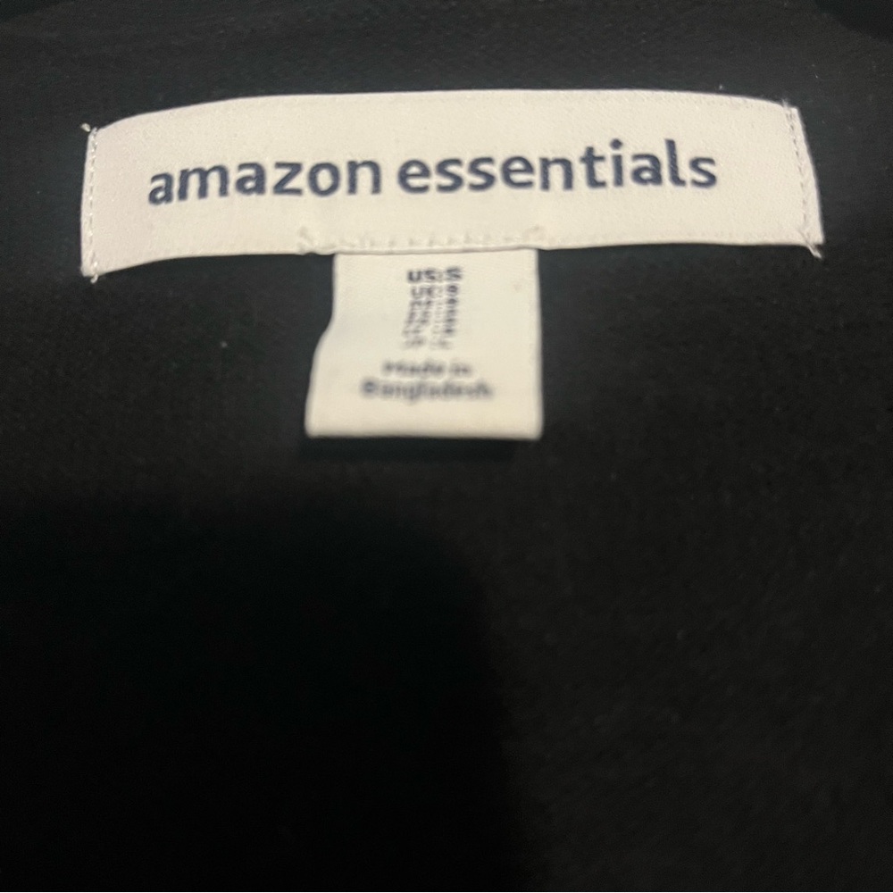 Amazon Essentials Classic V-Neck Women's Cardigan Sweater Black - Picture 6 of 8